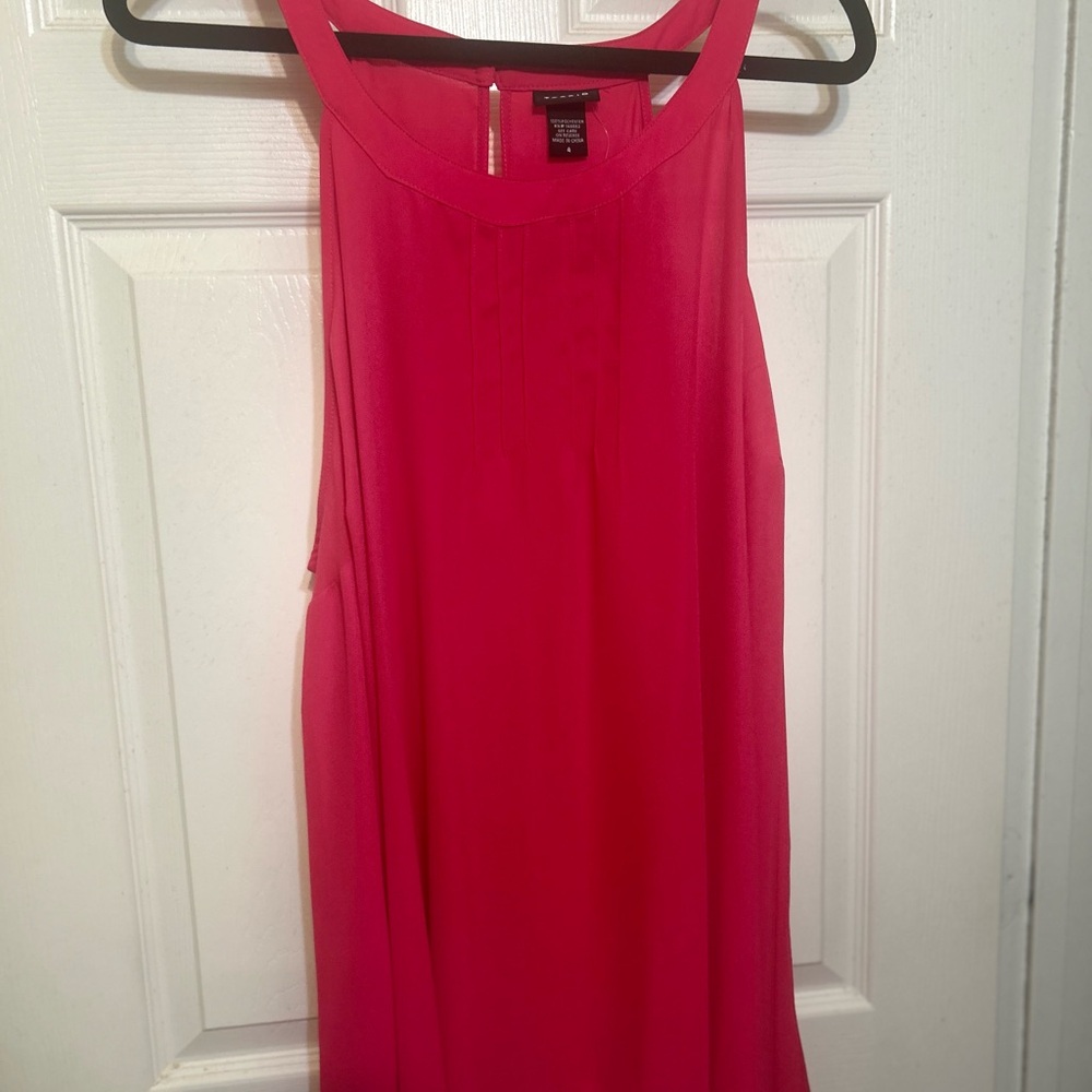 NWT-Torrid  Bright Fuchsia Pink Sleeveless Mock Neck Tank. Size 4